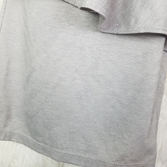 DREW Silver One Shoulded Tiered Top - Picture 2 of 5